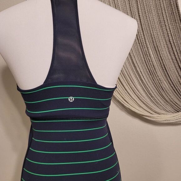 Lululemon Scoop Neck Tank Sz 6 - Picture 5 of 6